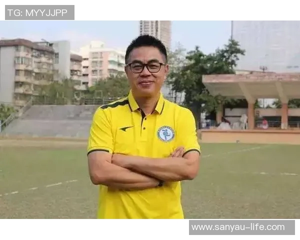 80后足球明星的辉煌岁月与传奇人生回顾 80后足球明星的辉煌岁月与传奇人生回顾