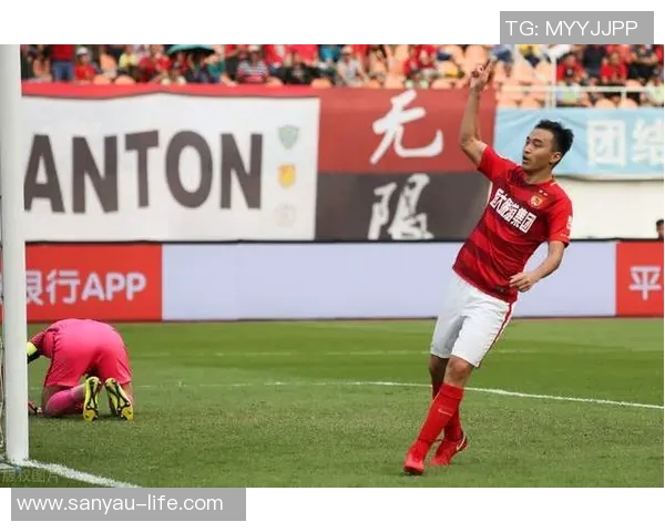 全球足球明星中英语表达最流利的球员是谁你知道吗 全球足球明星中英语表达最流利的球员是谁你知道吗