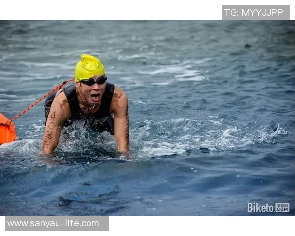 挑战极限体验铁人三项游泳骑行跑步的极限之旅与心灵成长